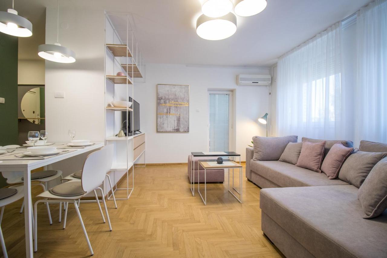 Arena'S Finest Apartment Belgrado Exterior foto