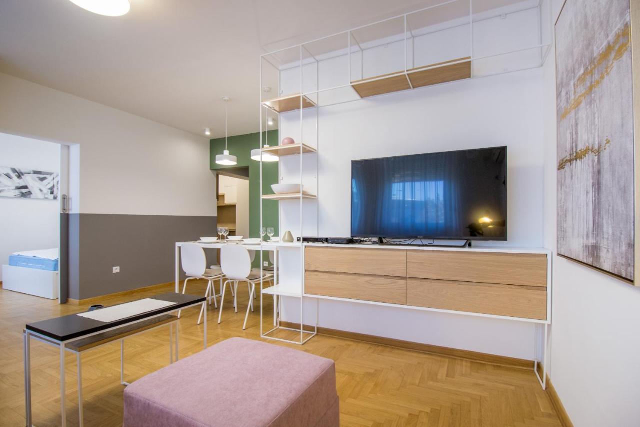 Arena'S Finest Apartment Belgrado Exterior foto