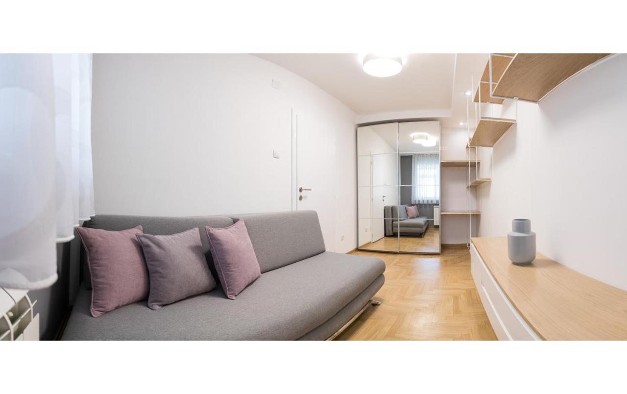 Arena'S Finest Apartment Belgrado Exterior foto